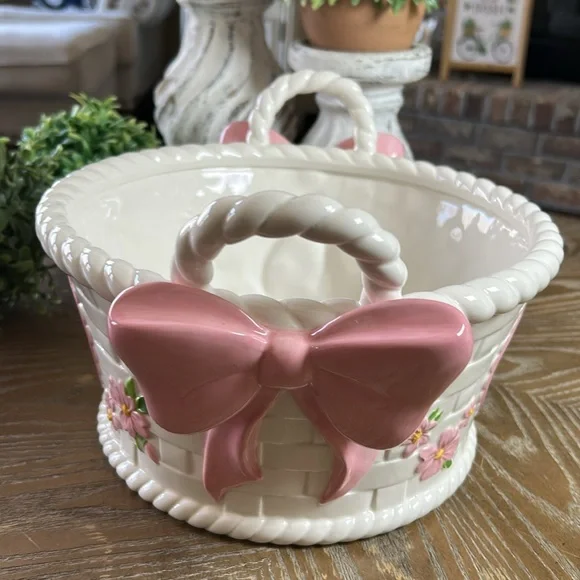 Walt Disney Bambi Thumper Bunny Rabbit Ceramic Weaved Easter Basket Pink Bows - Picture 3 of 10
